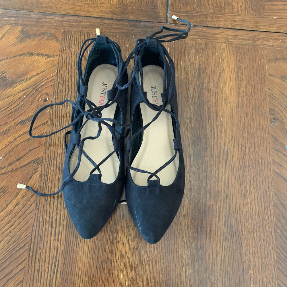 🖤JustFab ankle wrap black flats size 8.5🖤